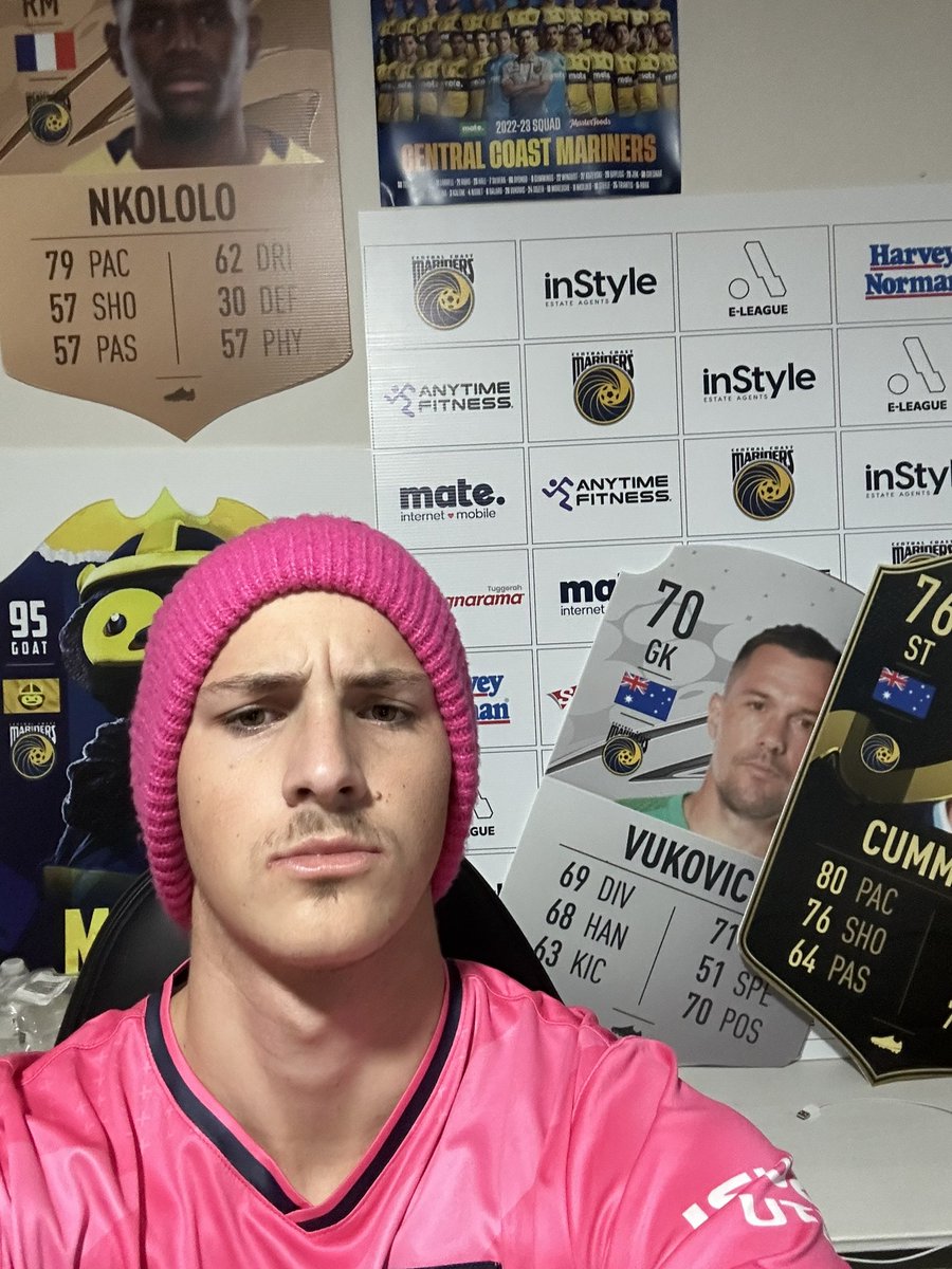 LachyyFC's tweet image. Am feeling Pink! Let it bring the good luck 🤞.
Let’s get it last game of the season and final chance to get my first win of this amazing competitive tournament! WOW what an experience it has been. Grateful ❤️
@CCMariners @ELeagueAus #Wontbackdown