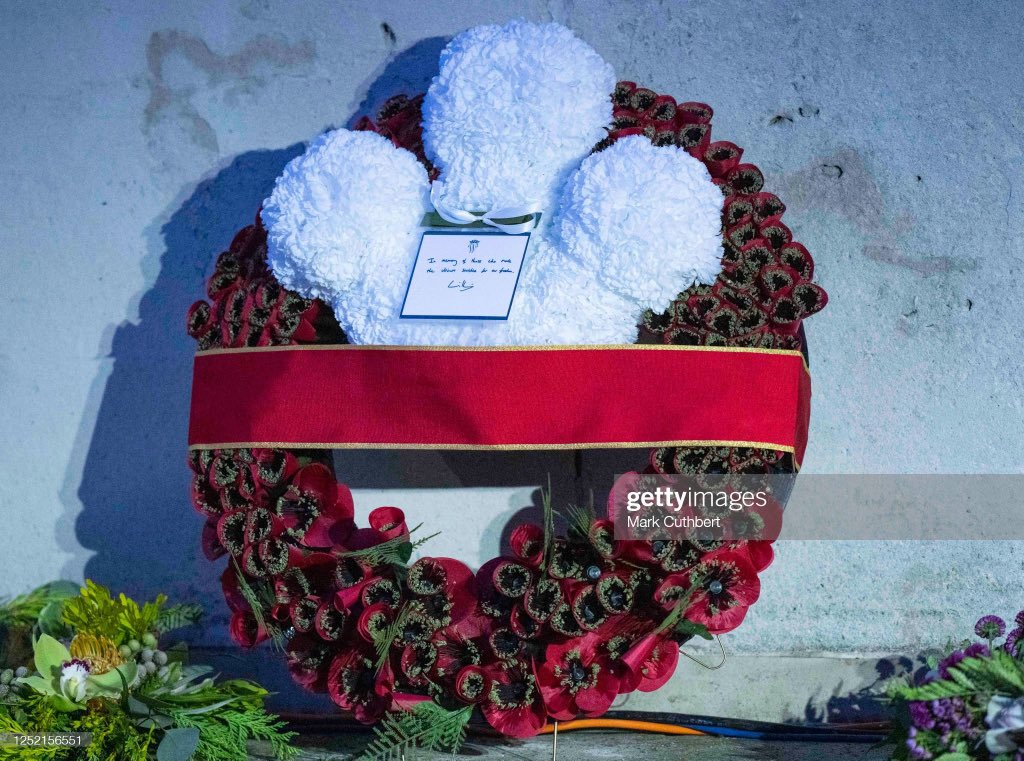 These 2 Wreaths, laid by The Duke of Gloucester at the Cenotaph, and The Prince of Wales at the Australia Memorial in Hyde Park Corner.

#AnzacDay2023