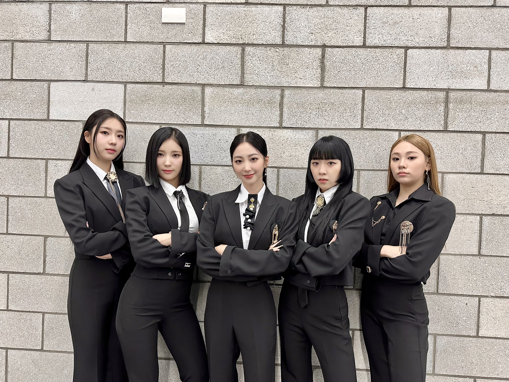 FujoB-kaYAMdRK2?format=jpg&name=large