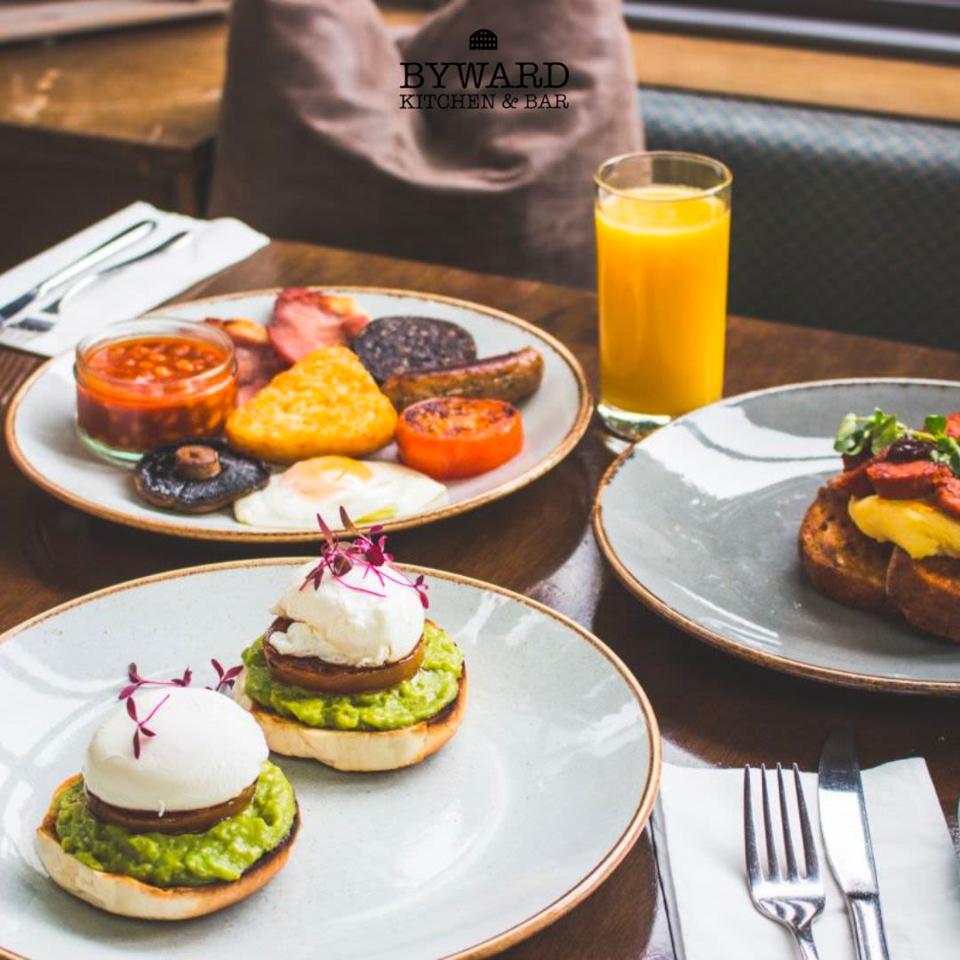 BywardLondon's tweet photo. Here's your reminder to slow down and enjoy your meal without thinking of yesterday's worries ☀️ https://t.co/QNulDHboPE