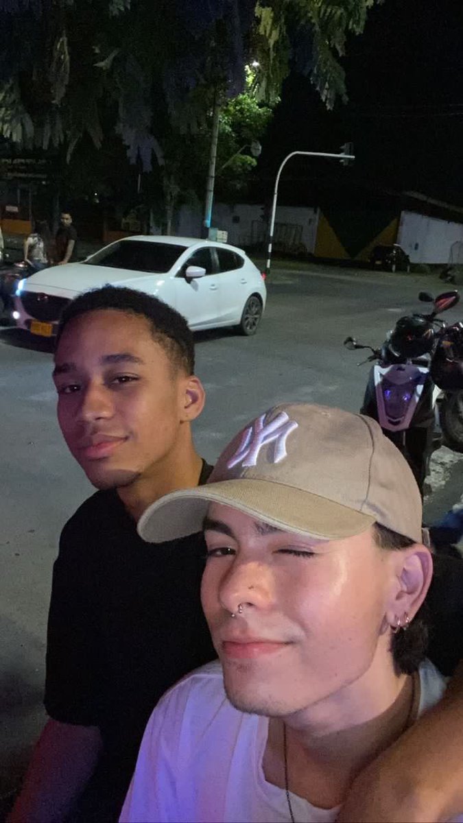 Mikheyq's tweet photo. My good friend 🥺 https://t.co/kdm9vKN31Y