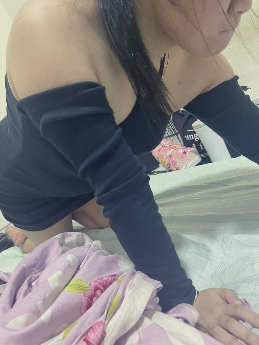 老婆在自拍，不知道要勾引谁🙈🙈#马来西亚骚货 #马来西亚绿帽