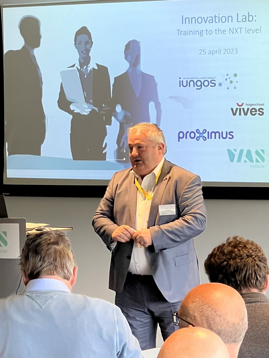 iungosnetwork's tweet photo. Ons IUNGOS Innovation Lab is gestart met een grote opkomst ! Training to the NXT level!? How to unlock VR/AR in public safety training? https://t.co/15bzW6LZZr