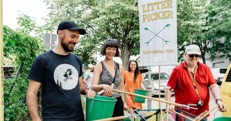AirbnbPolicy's tweet photo. @Airbnb unterstützt den Ideenwettbewerb der @nebenanStiftung für klimafreundliche Nachbarschaften. Ideen können bis zum 15. Mai 2023 eingereicht werden. Macht jetzt mit bei der #CleanUpForClimate Challenge – wir laden euch herzlich dazu ein. Gemeinsam für den #Klimaschutz