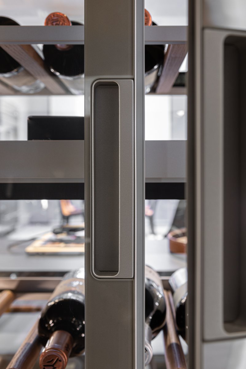 Iconno_Madrid's tweet photo. ¿Conoce nuestra propuesta única #cavasdevino?  Elaboración exclusiva caracterizada por la aplicación conjunta de procesos de producción industrial y artesanal, y por incorporar los mejores materiales. Visite proyecto insignia #IconnoJorgeJuan  911 860 203 https://t.co/V9AjZ0xiqi https://t.co/k2cia6oN2B