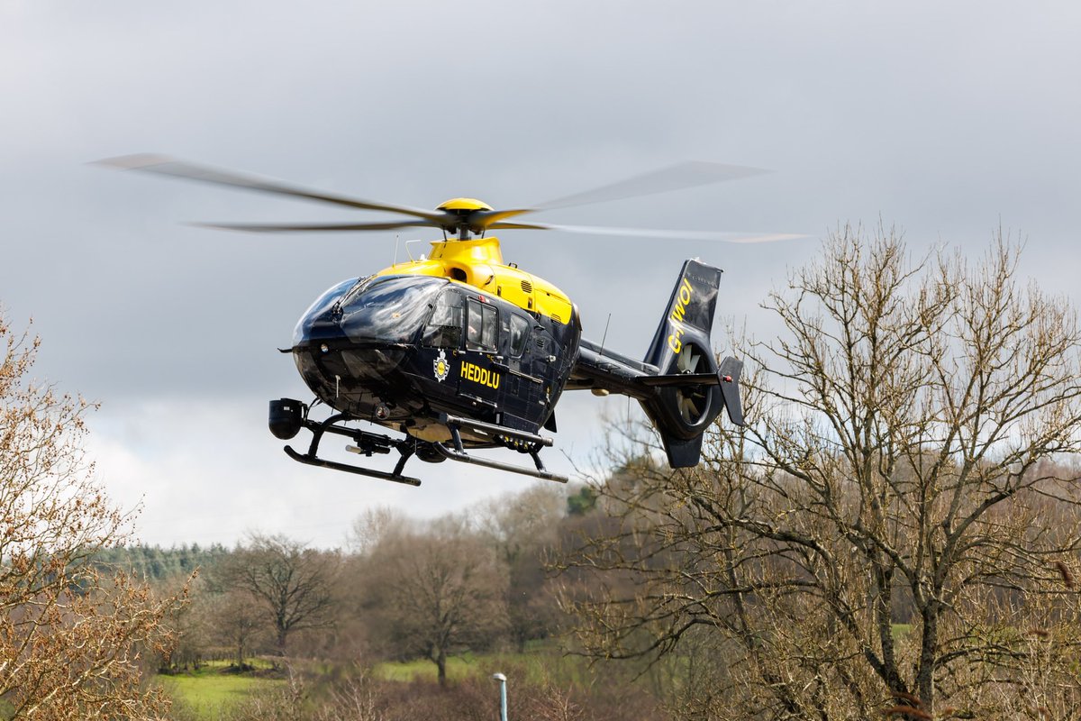 Great result by my colleagues the other day in #Tredegar. Missing person located, the crew landed and provided first aid until further officers and medical support arrived. 

^JS