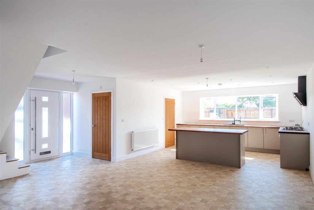 AlexandersLtd's tweet photo. TO LET
16 Newbold Road, Barlestone
£1345 PCM
available 22nd May 2023
Call to view: 01509 642196

Modern recently built three-bedroom detached house situated on a private road.

 #loughborough #ashby#shepshed #meltonmowbray #marketbosworth #eastmidlands https://t.co/n3jIT5noUv