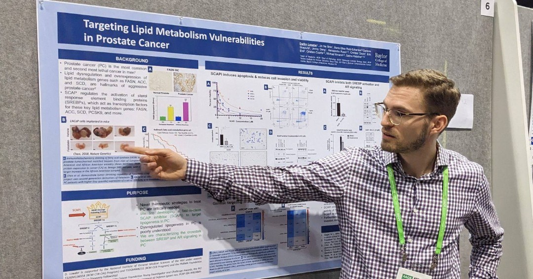 PhRMAfoundation's tweet photo. PhRMA Foundation predoctoral awardees @LowderDallin &amp; @RizwanKinza of @bcmhouston presented their research at the recent @AACR #AACR23 meeting. We love to see Foundation awardees sharing their work and networking at scientific conferences! https://t.co/8ksklroHaq