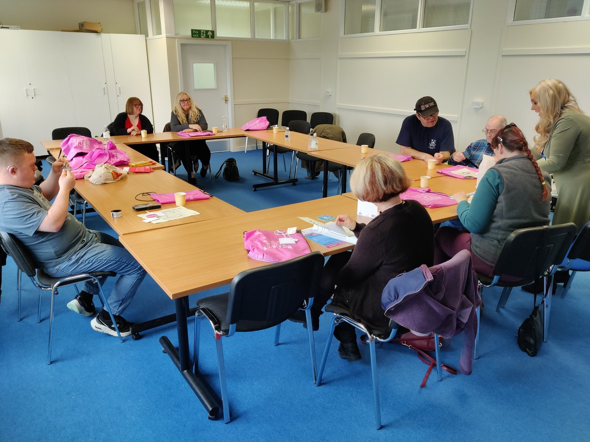 BOCS_England's tweet image. Our @VoiceForAll3 group recently attended a breast cancer awareness workshop to encourage our service users to attend any screenings they are called for and what to expect during their appointments. This is one of the first of many of these workshops that we plan on running 🙌