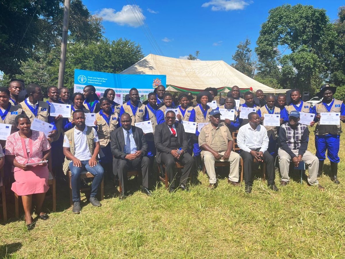 FAOMalawi's tweet photo. Towards reducing the high farmer to extension worker ratio. 
59 Master Trainers &amp; 60 Community Based Facilitators are ready to serve the community having graduated from Farmer Field School training under  #KULIMA  Programme at Lisasadzi &amp; Thuchila RTCs
@EUinMalawi @MalawiGovt https://t.co/FRVdncTnN3