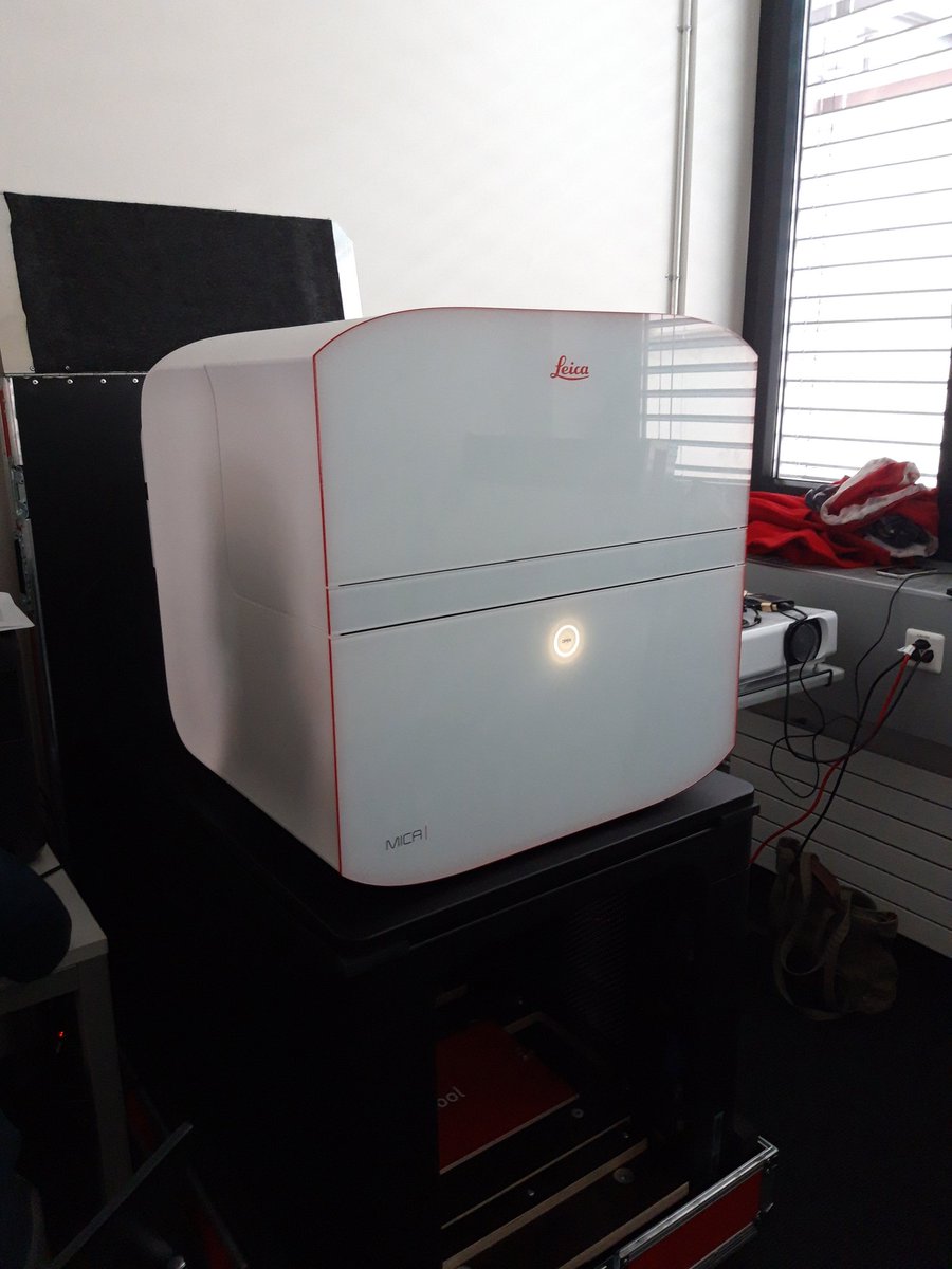 LorentzPascal's tweet photo. MICA Demo by @LeicaMicro at the @DepBiomedicine this week. There are still some free slots available if you want to come with your samples. There is even the MATEO TL available to be checked out. https://t.co/T2qojCdSgI