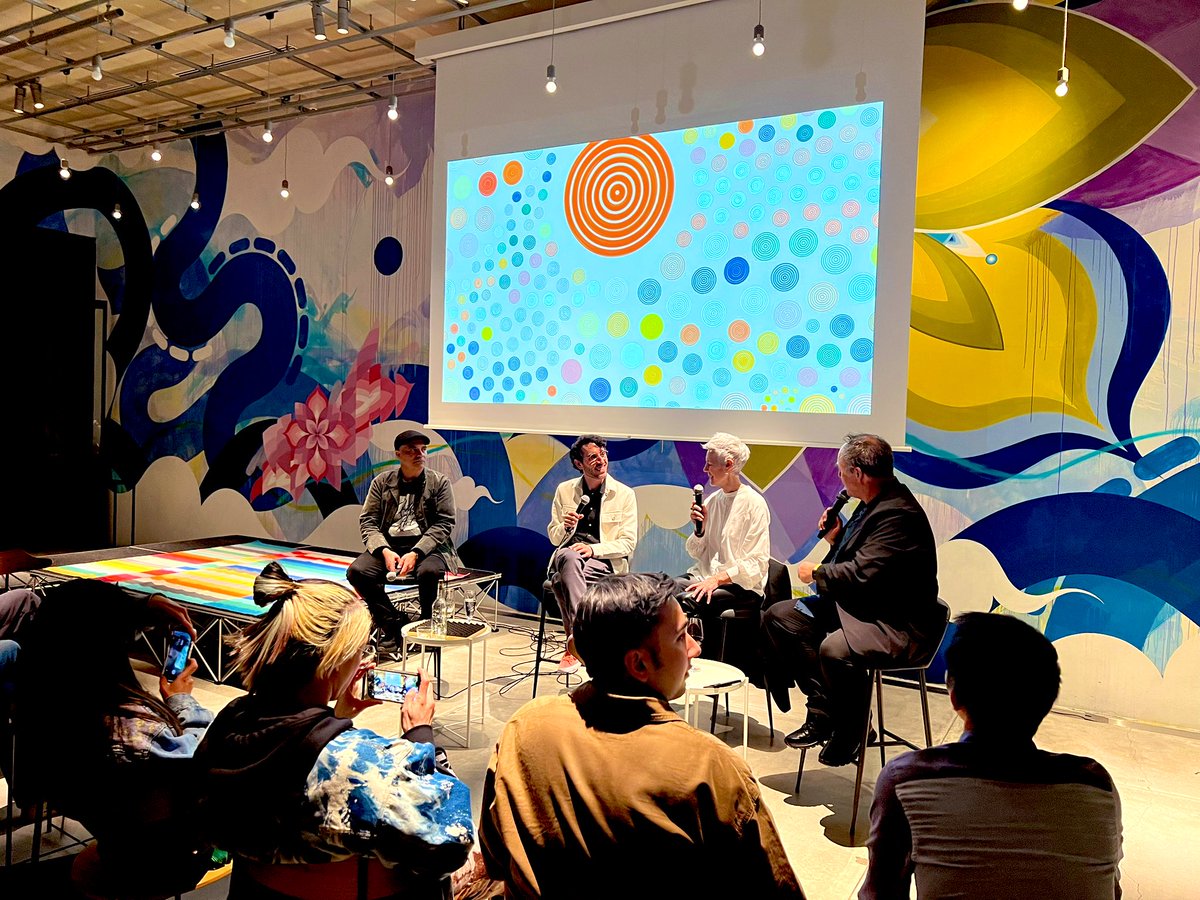 kamikoppu's tweet photo. It was nice meeting with @tylerxhobbs!
Generative art and mural art in Tokyo🏙️
デジタルとアナログのアーティスト、日々いろんなことに挑戦している、デジタル/アナログでのいろんなトレードオフ。作品の見せる方法、表現…いろんなスキル必要
#TokyoDex #creative #artist #AI #generativeart https://t.co/RSpdSkPKL0