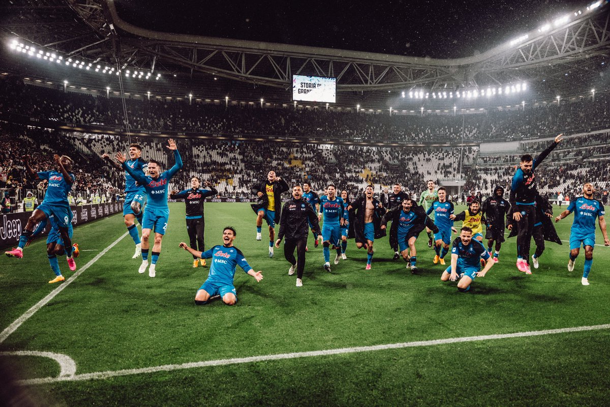 sscnapoli's tweet photo. 💪 Insieme verso gli ultimi step

💙 #ForzaNapoliSempre #TuttoPerLei https://t.co/xGZ1g6lMXI
