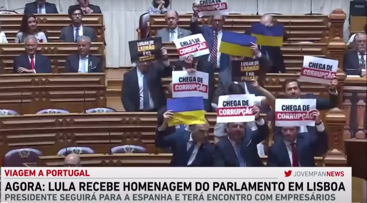 FederalistBR's tweet photo. Lula da Silva spoke in the Portugal's parliament under protests of several members who do not accept that Brazil has elected a politician convicted of corruption and who had his criminal cases voided by a Supreme Court appointed in large part by him and successor Dilma Rousseff. https://t.co/GCdsxZQoMx