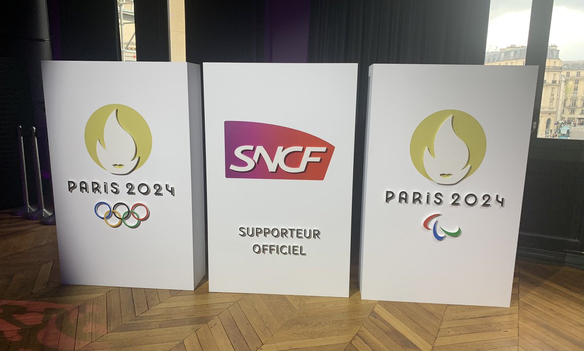 #JO2024 ce 25/04/23 à 11h31 @JPFarandou @CFanichet @Marlene_Dolveck et @TonyEstanguet ont officialisé la signature du #partenariat entre le @GroupeSNCF et @Paris2024.
Les #JO sont sur les rails ! 
@StephRismont @benlanciot @ConnectGares @SNCFVoyageurs @SNCFConnect #AthletesSNCF