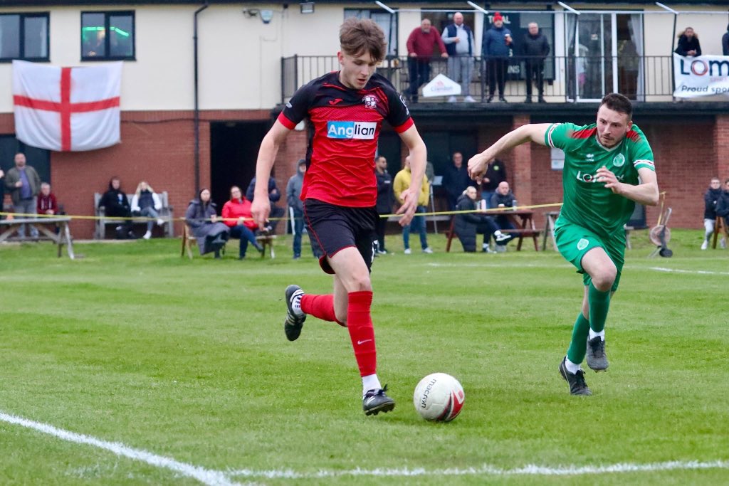 ℕ𝕖𝕩𝕥 𝕌𝕡 🔴

The Reds are home vs <a href="/yelvertonfc/">Yelverton Football Club</a> on Saturday. 2:30pm kick off. 

📸 <a href="/PhotoHardy/">Hardy Scott Photo's</a>