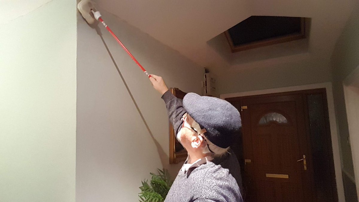 DubFireBrigade's tweet photo. #TestItTuesday is here again

Boil the kettle
☝️Test your alarms
🫖Make the tea 
By the time you test yours, the kettle will have boiled

Know someone that might not be able to test theirs? Pop around and lend a hand ✋️ 

You could be a lifesaver https://t.co/8SDqXUsMGs