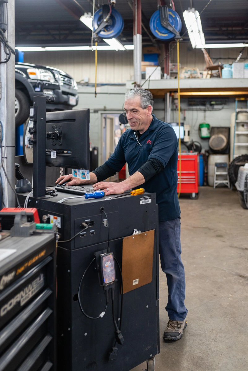 spgautorepair's tweet image. Fixing cars isn’t just our profession -- it’s our passion. #SPGAutomotiveRepair #FullServiceAutoShop #ForeignCars #DomesticCars #StateInspection