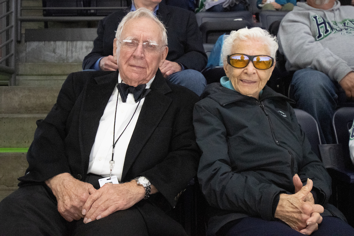 SeattleTbirds's tweet photo. It is with great sadness that we mourn the loss of long-time team doctor, Dr. Alfred Blue. Dr. Blue has been associated with Seattle hockey since the Totems in 1963.

Dr. Alfred Blue, it was a privilege being part of your tremendous career, you will be will dearly missed. https://t.co/b0D77IPxEY