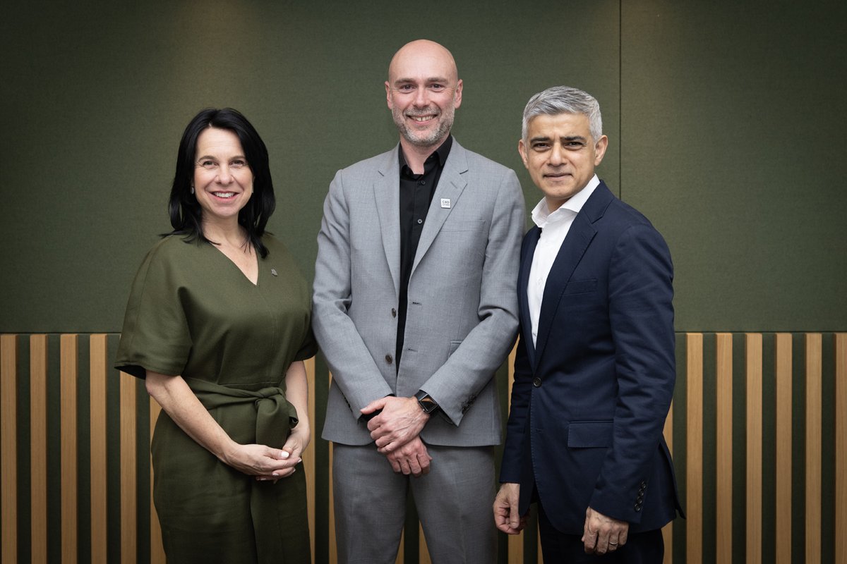 I was delighted to join C40 Chair <a href="/MayorofLondon/">Mayor of London, Sadiq Khan</a> &amp; Vice Chair <a href="/Val_Plante/">Valérie Plante</a>  yesterday at the launch of C40 &amp; <a href="/Arup/">Arup</a>'s Urban Rewilding report. #AFutureWithNature c40.org/news/mayors-kh…