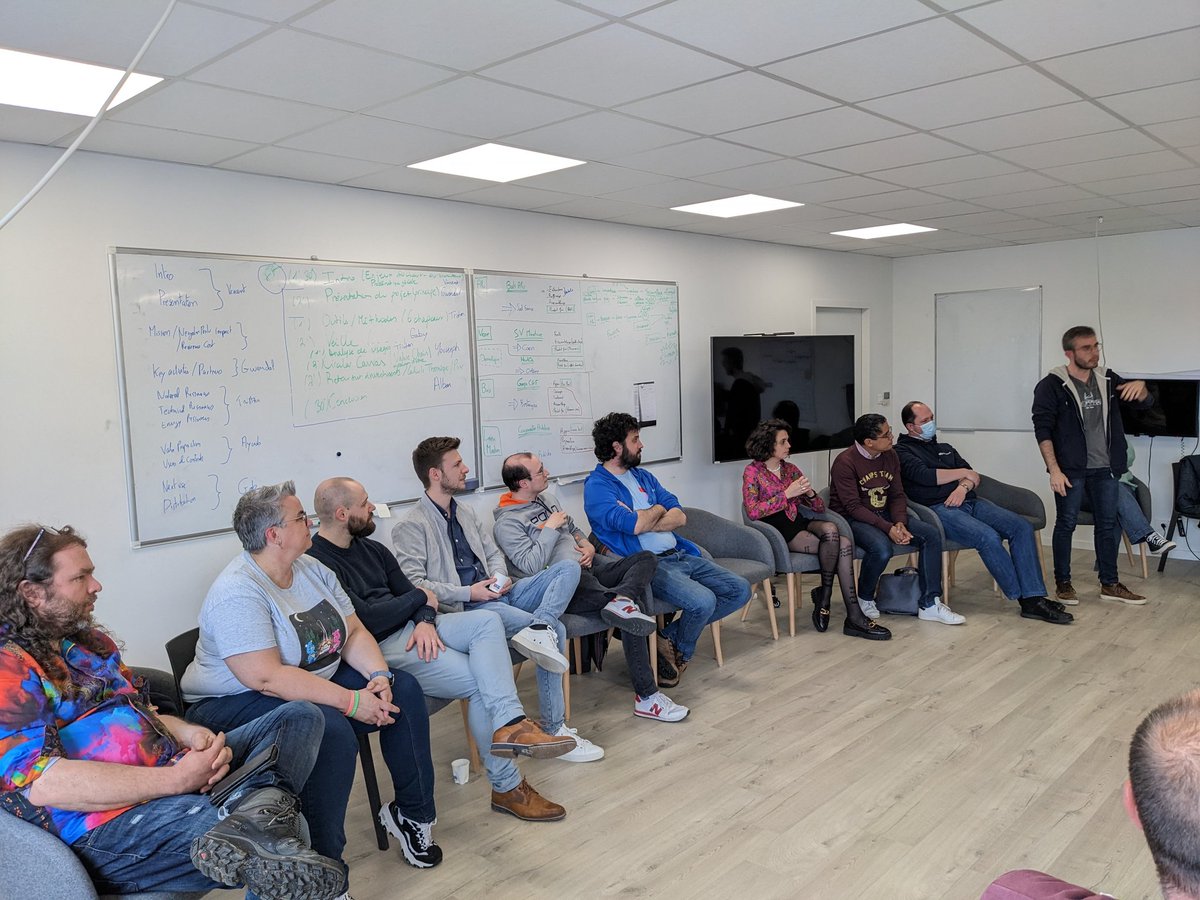 FinistDevs tweet media