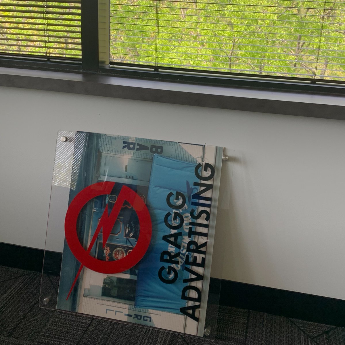 GoWithGragg's tweet photo. It's a big week over here in Gragg World..
Our new office is almost ready to go, thanks to the talented team that is helping move in our new cubicles and furniture!

#contactfurnishing https://t.co/uiqfbQRDPA