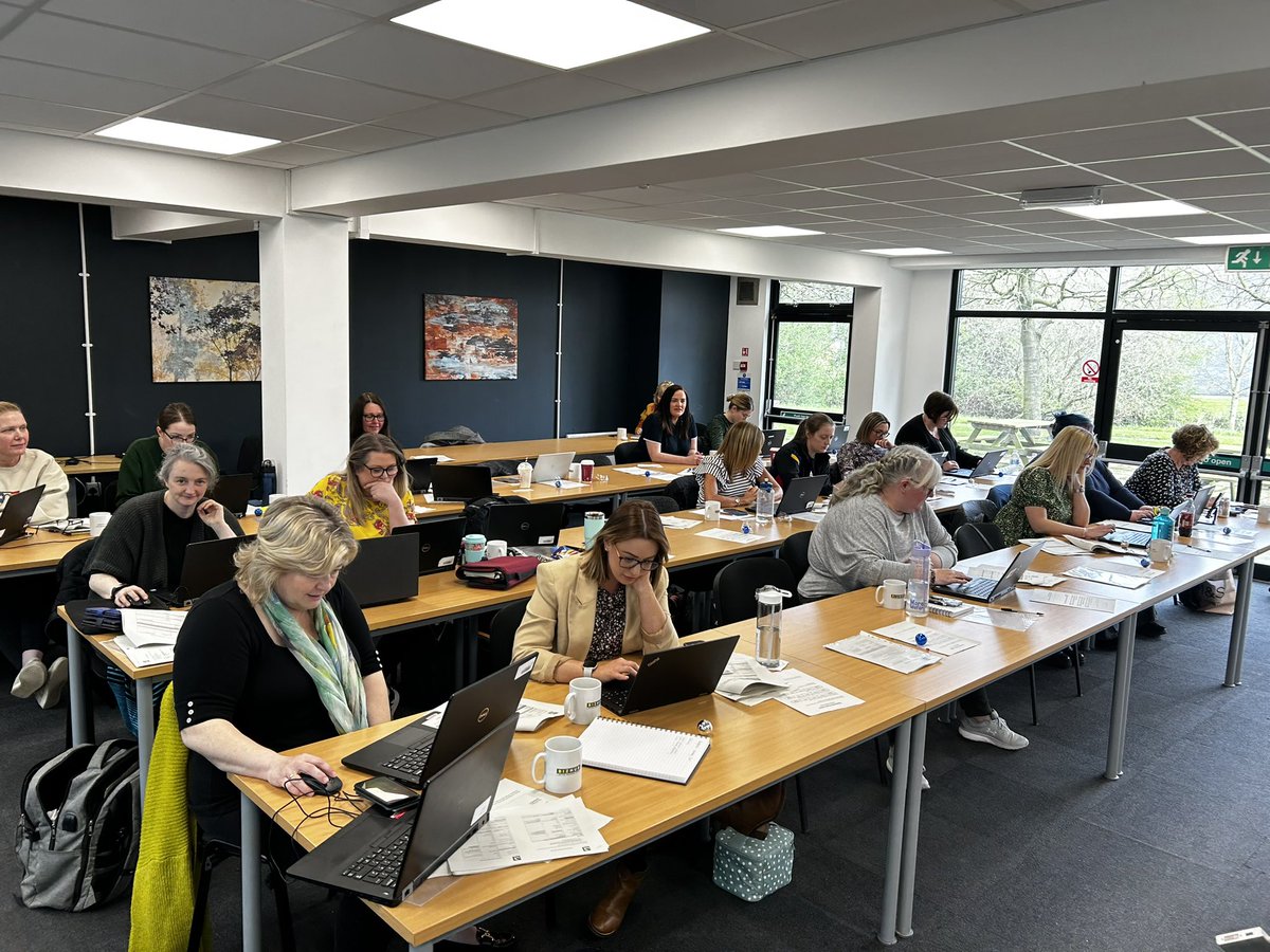 LauraSteMidwife's tweet photo. Super user training at @NTeesHpoolNHSFT with @BadgerNetUK. Really excited to implement BadgerNet in Maternity this year 😊 https://t.co/ADkVLfoR0J