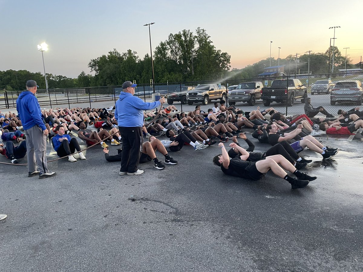 ReggieShaw77's tweet photo. Day 2 #BOC23 was an awesome day!
Even had some alumni back for breakfast! @ByrnesFootball #FTM https://t.co/EsIr5J4V5d