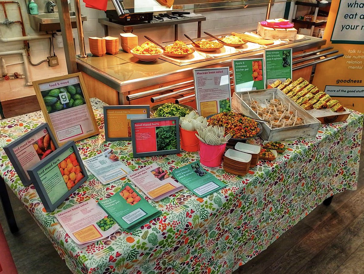 matt_chapman8's tweet photo. Another Great Goodness - Food &amp; Mood Pop Up Today with @ih_nutrition Amazing Feedback On The Food And The Message Behind It! Fantastic Added Value For
Our Customers 👍🌈🥗@MichelleJMc2002 @AngelaUrwin1 @chrisincefood @AngelHillFood @Louise__Goodall https://t.co/sWdsOH4u3N