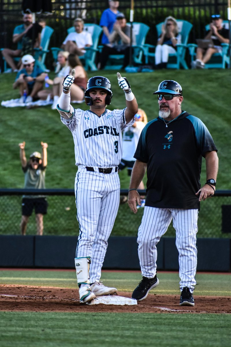 NCAA Baseball tweet media