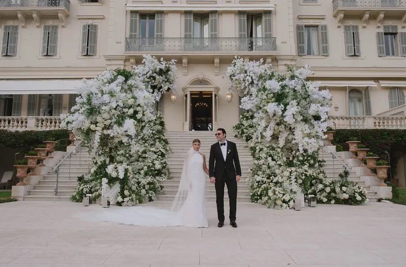 madeofchampagne's tweet photo. some beautiful pictures from Sofia Richie’s wedding https://t.co/D2EwkGoJp7