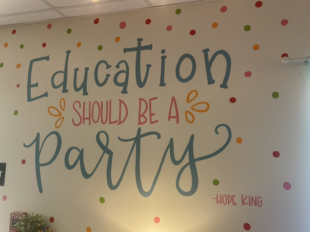 Heather Fulbright 🎀 tweet media