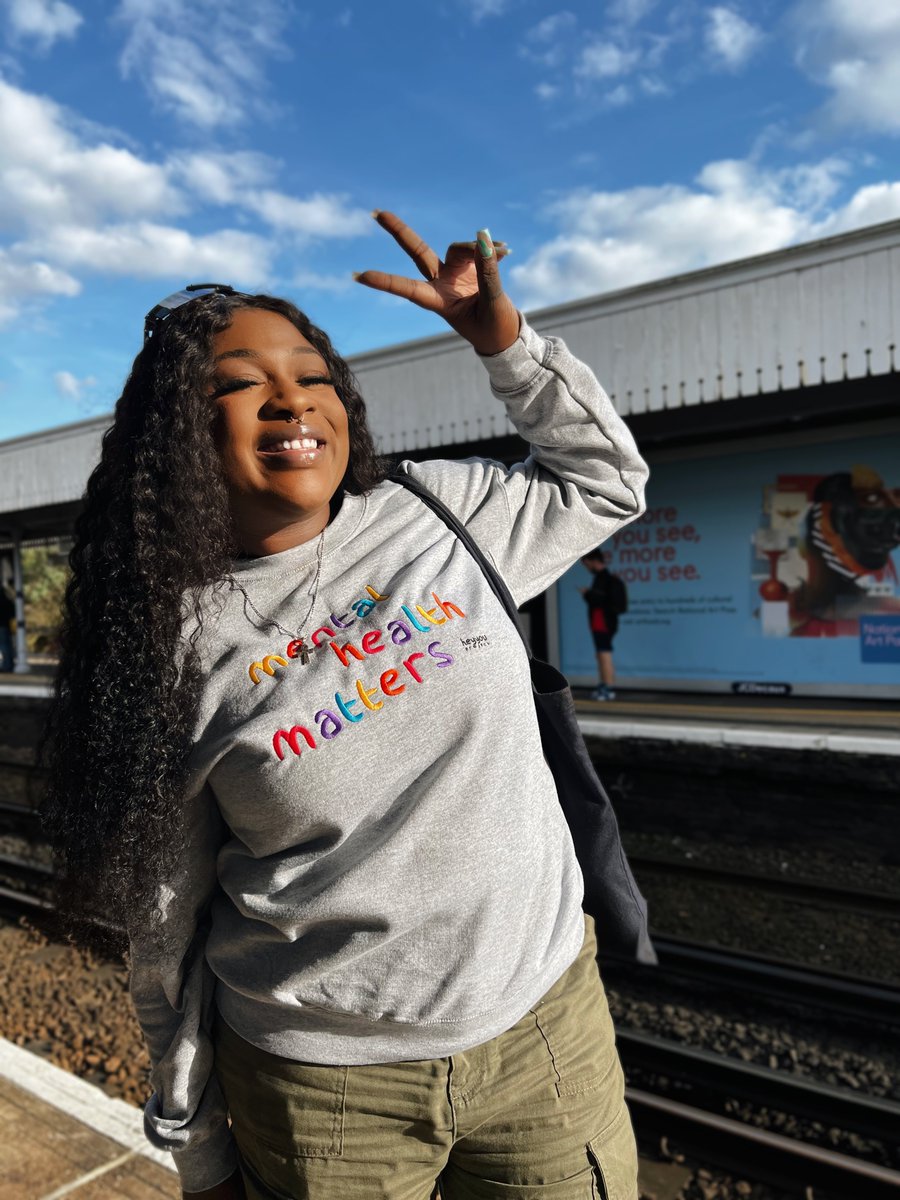 On my way to the @Dove / @DoveUK Panel for Change event and a stranger said I really love your sweater and asked to take a picture 🥹💛

Mental Health Matters.
#DoveSelfEsteemProject