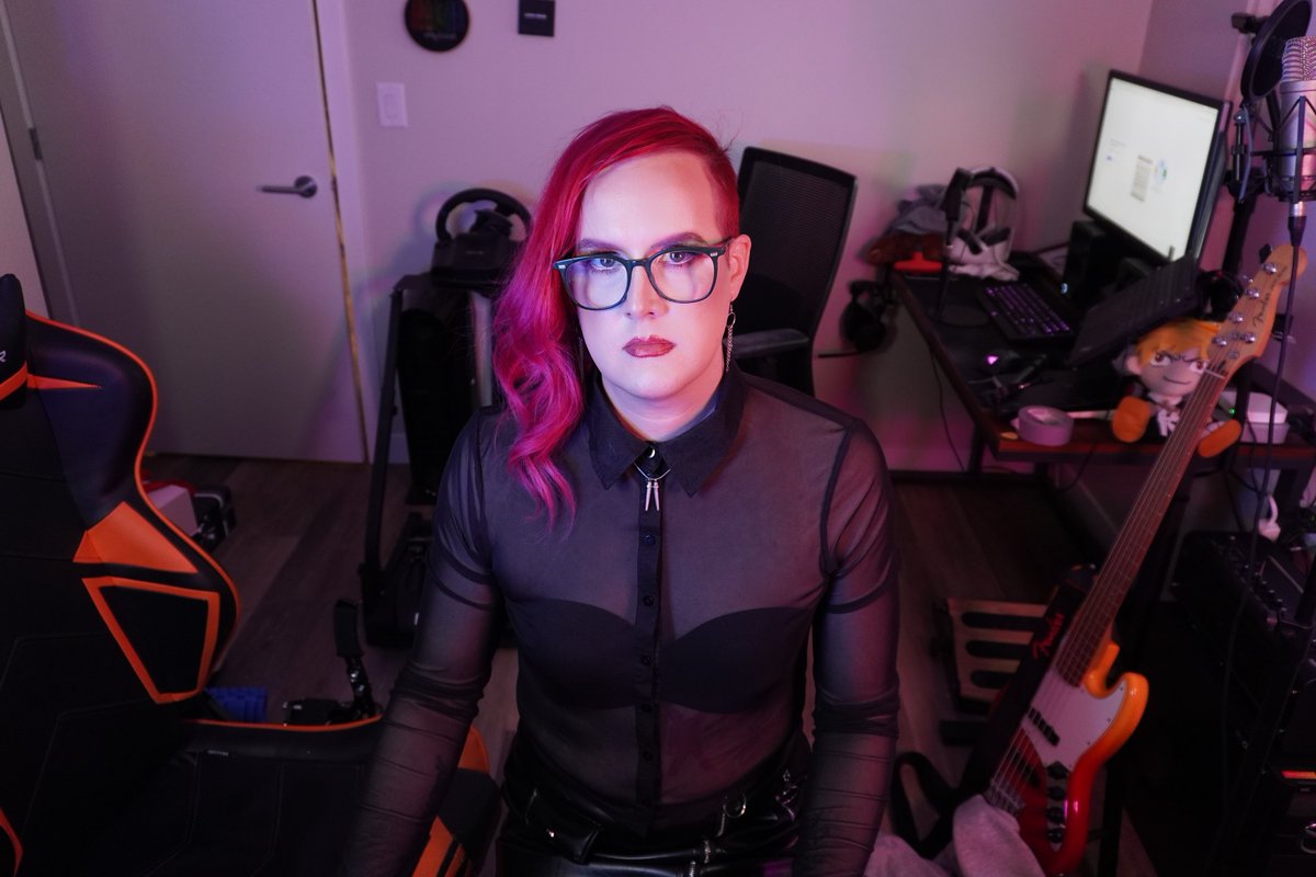 christina 死神 tweet media