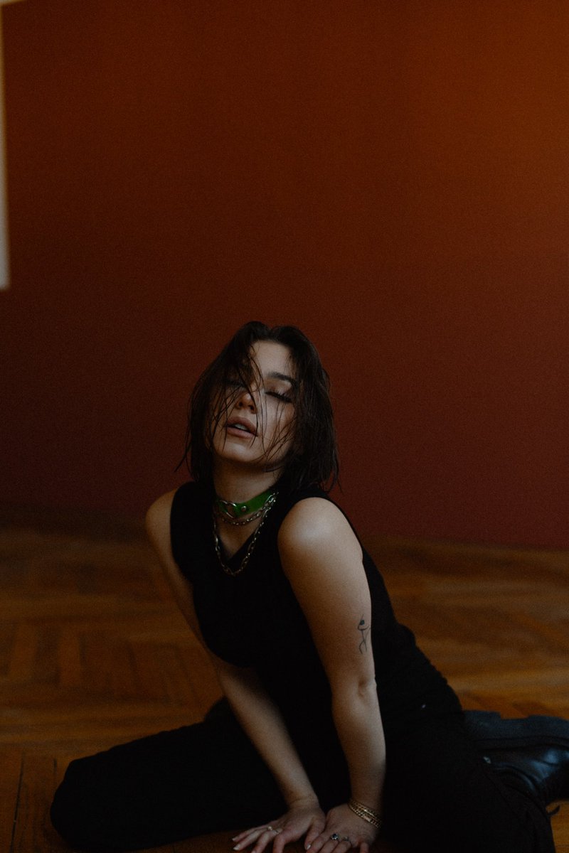 Laura 🏳️🌈 tweet media