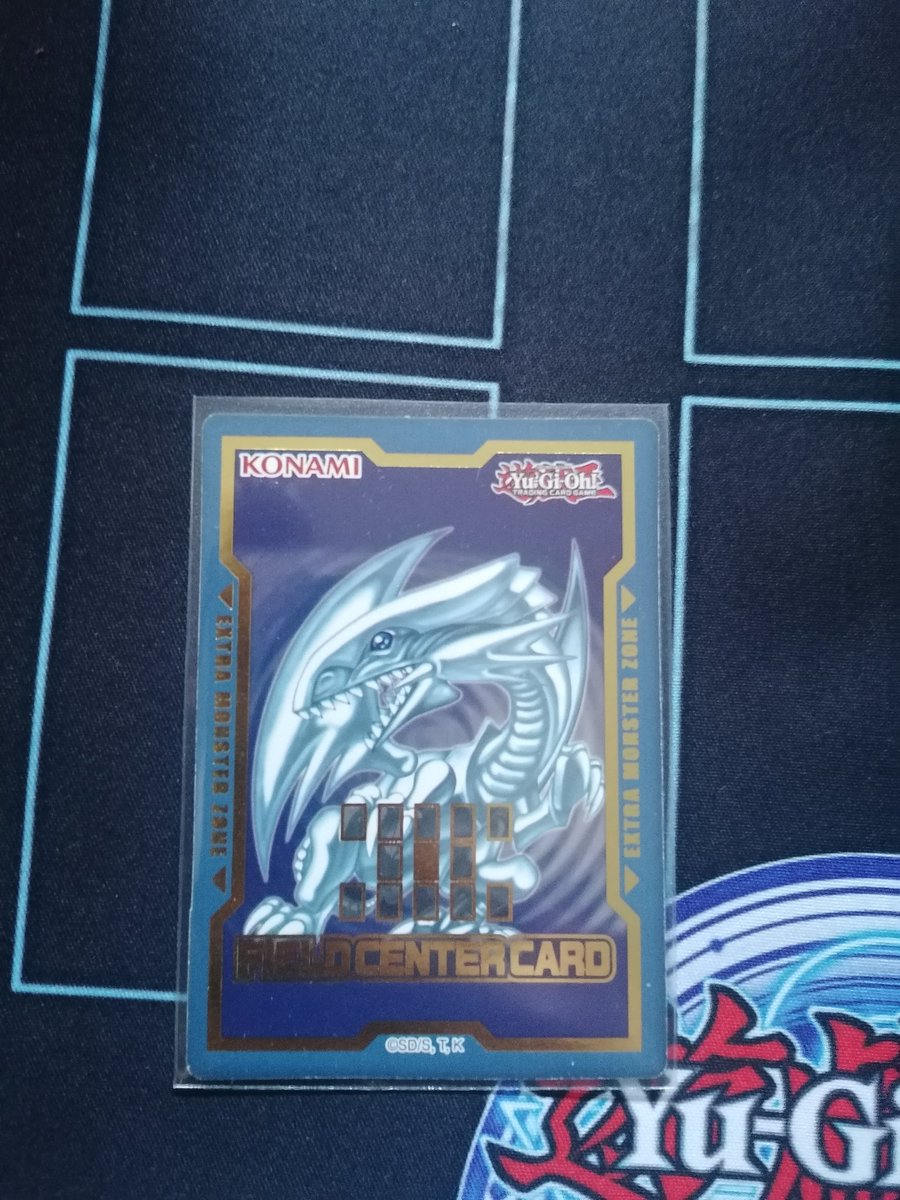 AnnieTheEevee's tweet image. -GIVEAWAY-

I want to give something back for the amazing time I've had playing Yugioh! ❤️

I'm giving away this Blue-Eyes field center I won back during Top 16 in the RD Invitationals.

Follow and RT to enter

Giveaway ends May 13th 6pm CET/free tracked shipping inside the EU