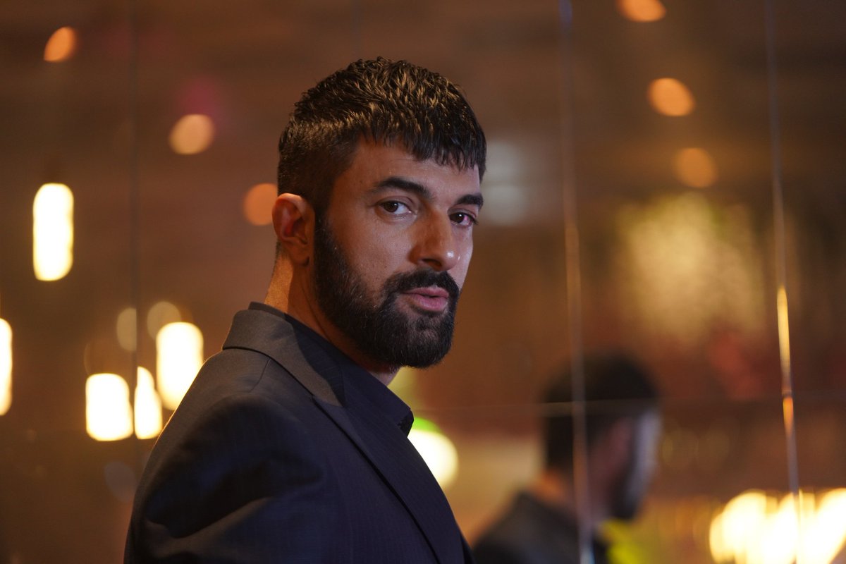 Fısıldayan ADAM tweet media