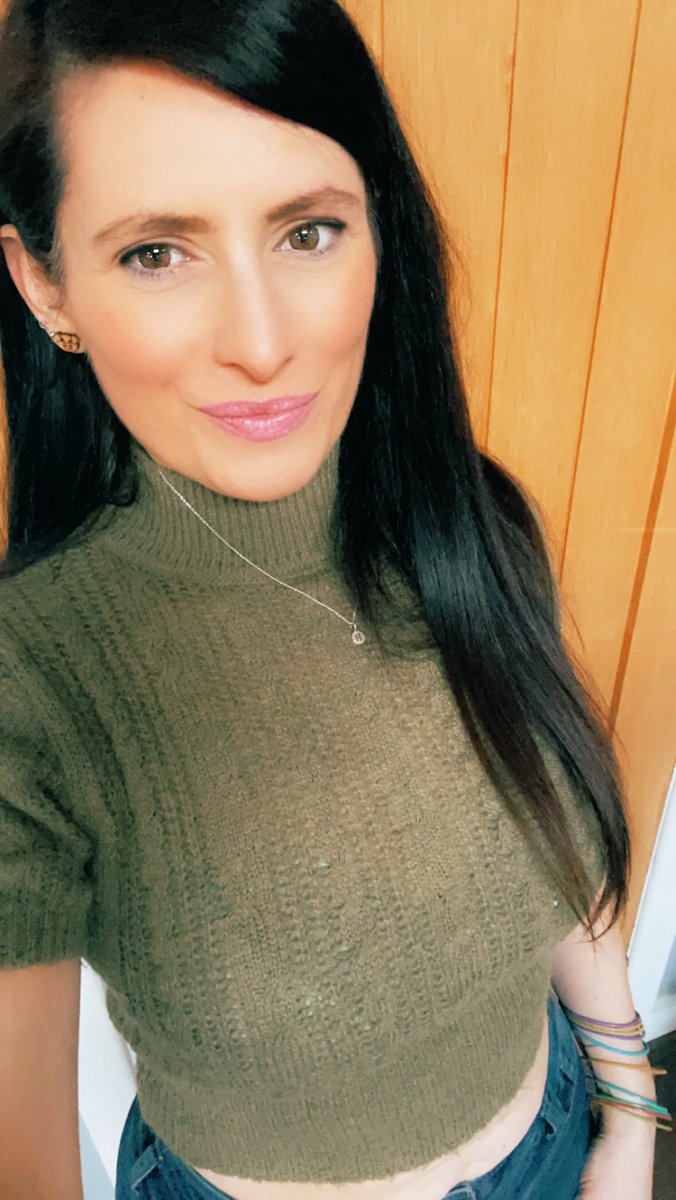 Helena 💋 ✨ tweet media