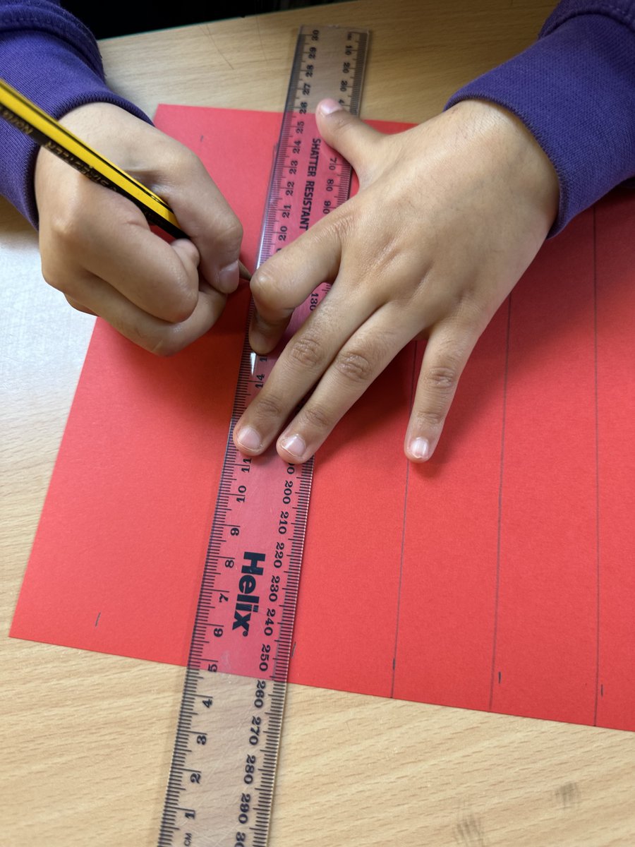 dixons_mb's tweet image. Year 3 grabbers inspired by Maya construction. Fantastic job measuring, cutting and connecting card #grabber #splitpin #constructing