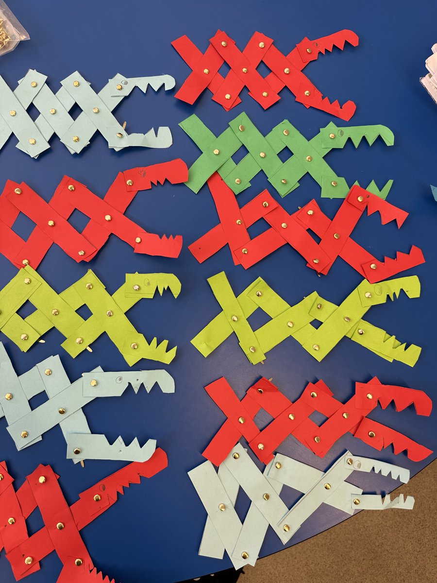 dixons_mb's tweet image. Year 3 grabbers inspired by Maya construction. Fantastic job measuring, cutting and connecting card #grabber #splitpin #constructing