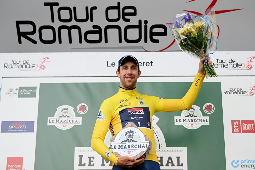 soudalquickstep's tweet photo. Nice collection of jerseys, @cernyjosef 👏

#TDR2023

Photo: @GettySport https://t.co/t7OZAgjlMJ