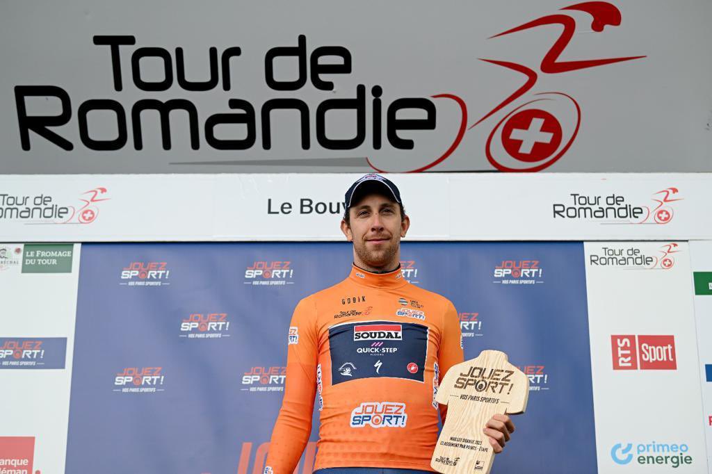 soudalquickstep's tweet photo. Nice collection of jerseys, @cernyjosef 👏

#TDR2023

Photo: @GettySport https://t.co/t7OZAgjlMJ
