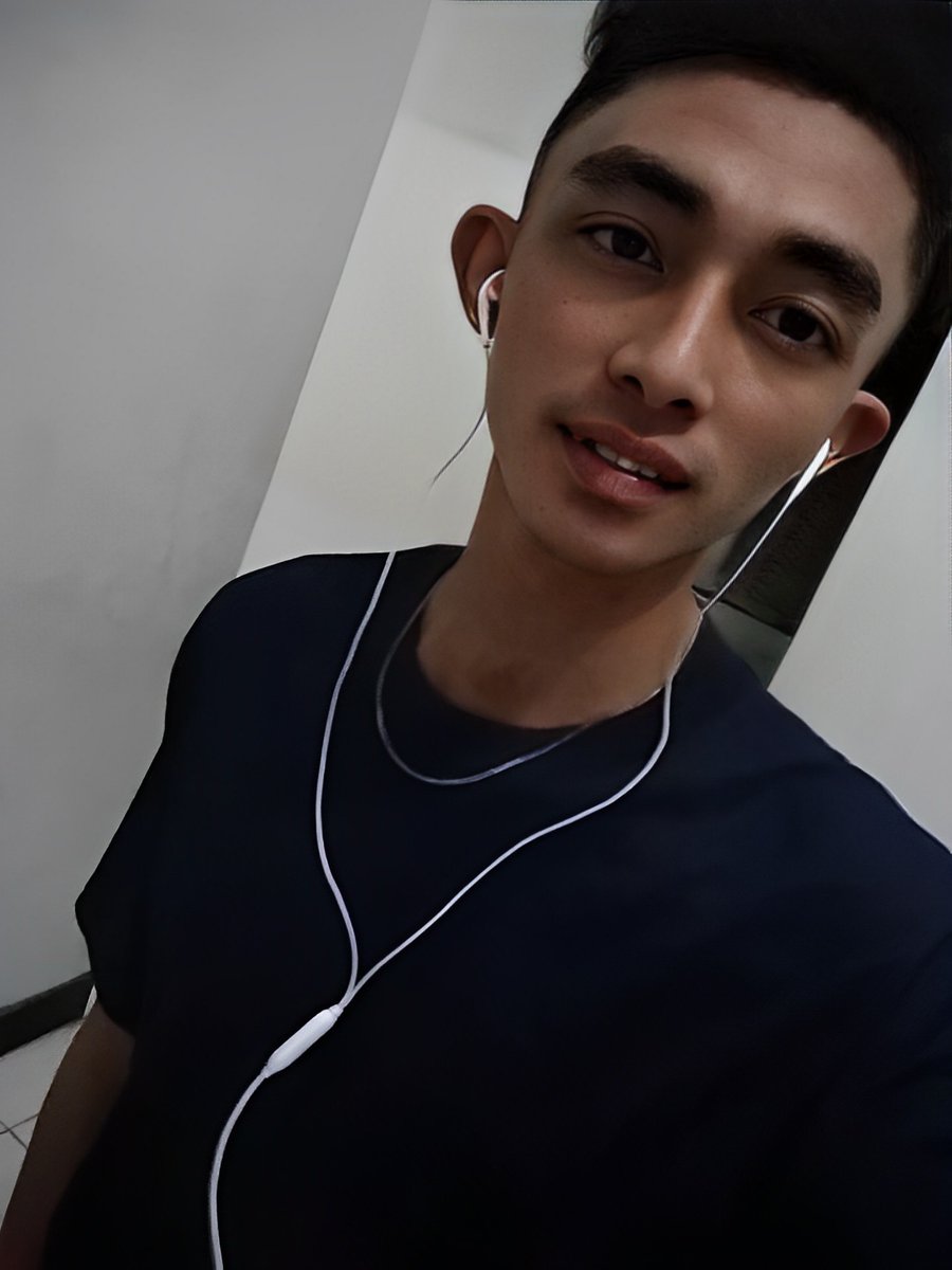 romansyah_17's tweet photo. Jika kau butuh di dengarkan, temui aku dalam perbincangan. 
Nicaya kopi yang kau pesan, takkan sepahit kehilangan..!!!

#Twitter #MotivationalQuotes #aryadhevino https://t.co/ACZk0ly1Ya
