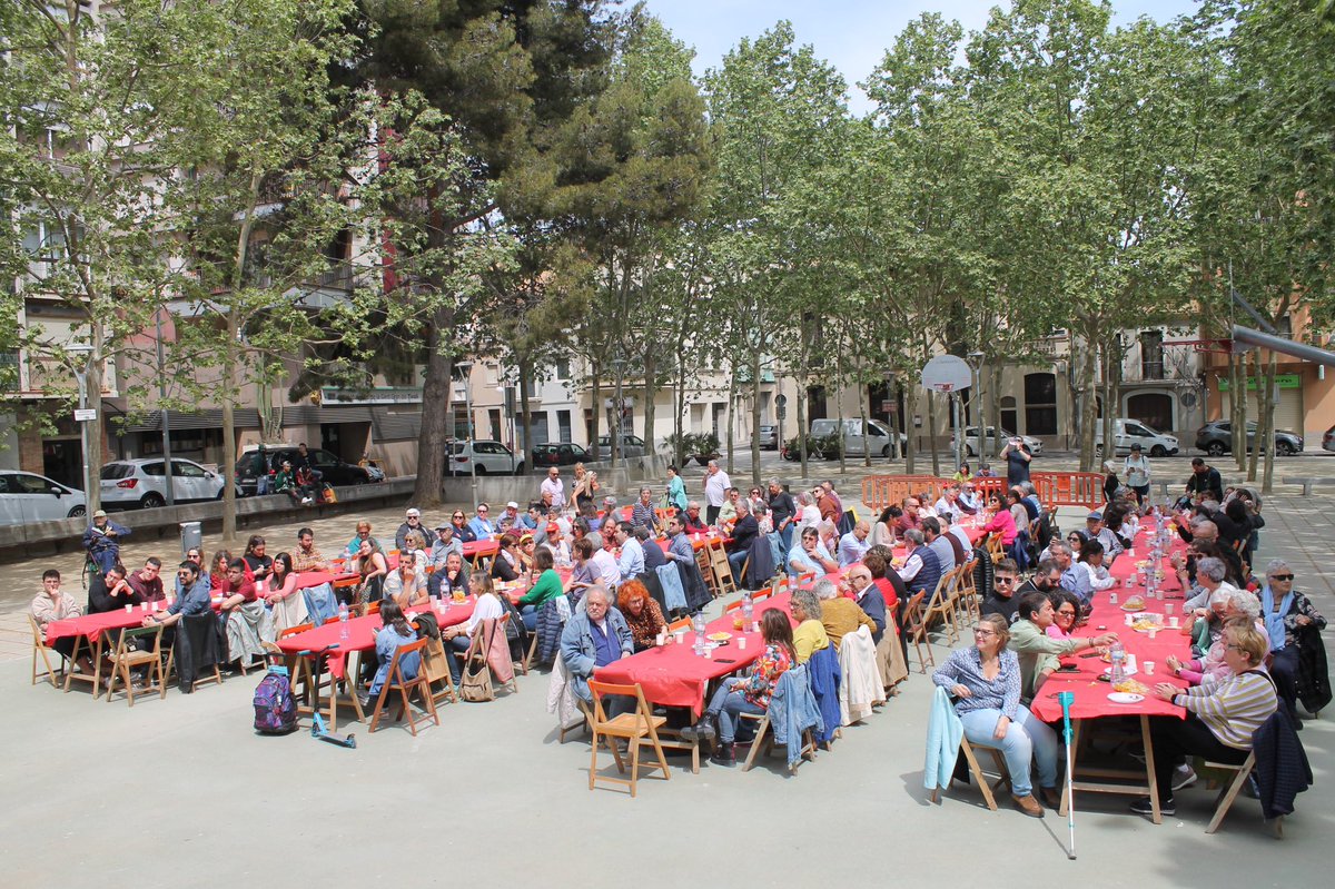 ‼️Esquerra Republicana presenta 24 candidatures a l’Alt Penedès i es marca l’objectiu de guanyar “per transformar la comarca”

🫱🏻‍🫲🏽 Els republicans acorden un programa comú amb projectes en energia, mobilitat o en el reimpuls del Pla Territorial.

✅ Guanyem el #PenedèsRepublicà