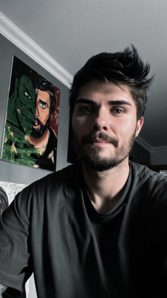 Yaa çok masum kayıtsız kalamadım 😍 Canım Barış’cım kalbininin güzelliği yine yüzüne yansımış yüzün hep gülsün canım benim 🙏😌❤️<a href="/barismrtyagci/">Barış Murat Yağcı</a> #Barismuratyağcı #BMYFC