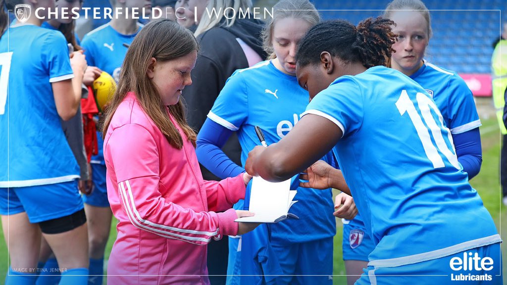 women_cfc's tweet photo. 📸PHOTOGRAPHER APPRECIATION POST📸

As ever a huge thank you to CFC club photographer, @TinaJennerPhoto, for her support of Chesterfield FC Women! 💙

Tina kindly gave up her Sunday afternoon to capture our last game of the season at the Technique Stadium

@ChesterfieldFC https://t.co/itAniMC14g