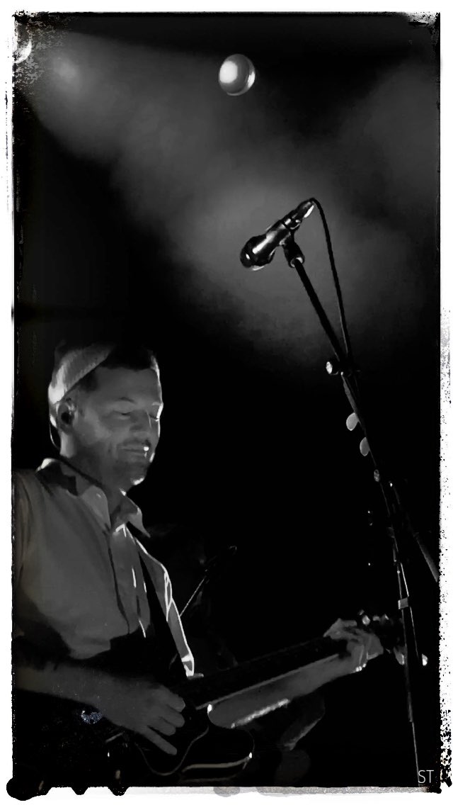 Syl22222's tweet image. That smile ! Captured in London . @SYMLMUSIC #syml #kokolondon