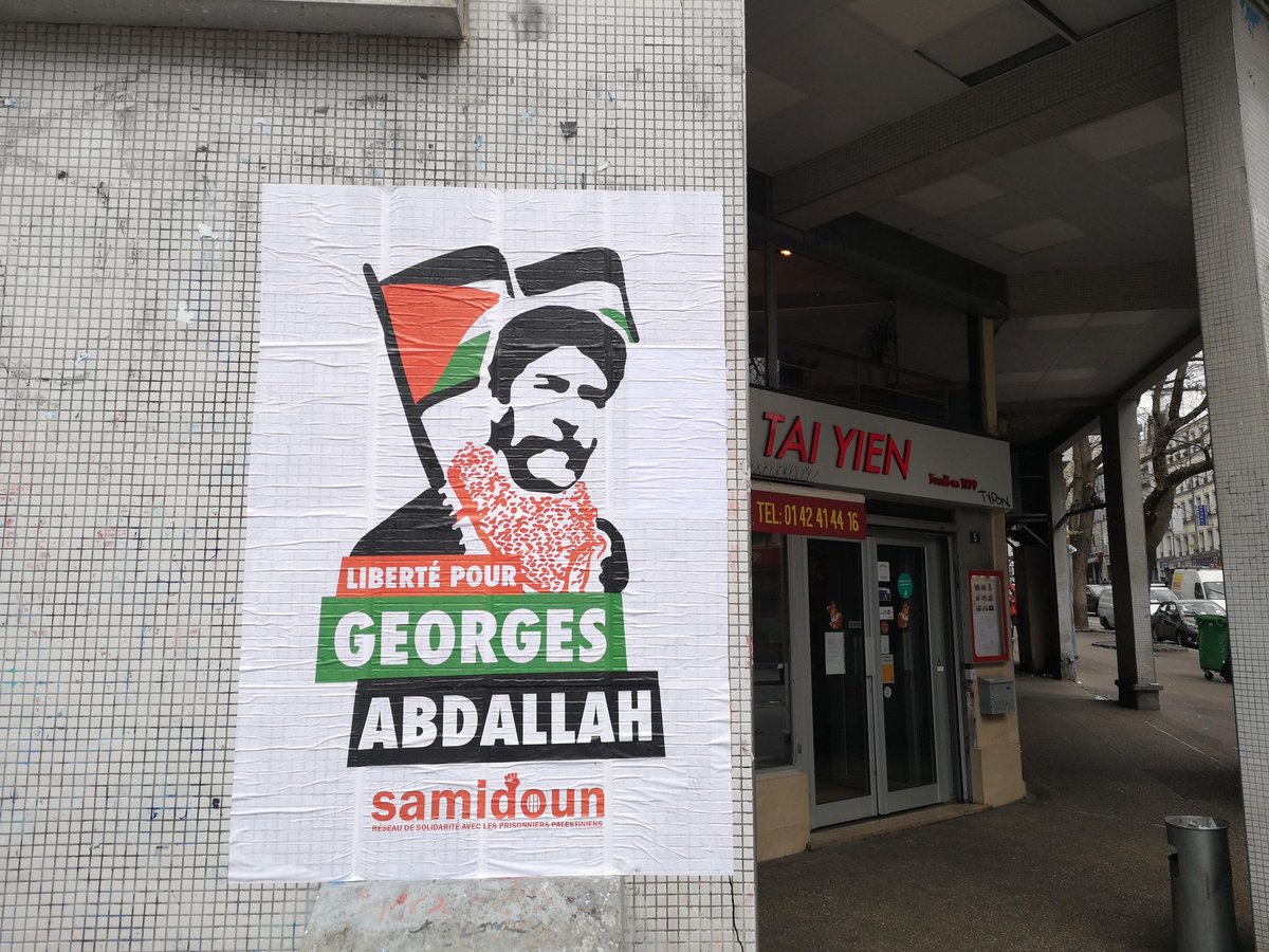 SamidounPB's tweet photo. 🇵🇸 Dans les rues de Paris, affichage pour la libération de Georges Abdallah. Communiste libanais et combattant de la résistance palestinienne, il est emprisonné en France depuis 1984 alors qu'il est libérable depuis 1999.

#FreeGeorgesAbdallah https://t.co/JJe73KMWnl