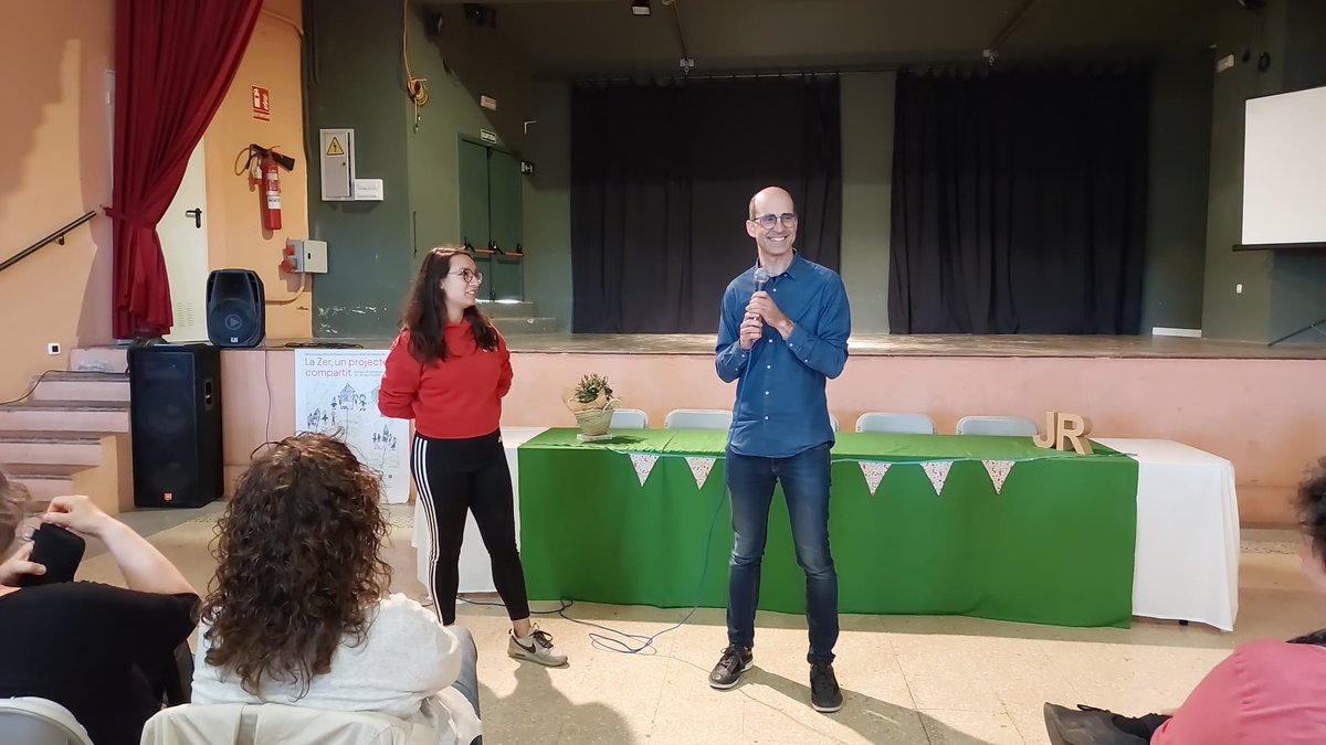 jornadesGIER's tweet photo. La cloenda de les jornades
Gracies @AvilesGeorgina de @figueresesmou @conarte_int
@projecteingenu @agitartfigueres
#jornadesgier #jornadesgier2023 #escolarural2023 #escolarural https://t.co/uuVyuhZqrL
