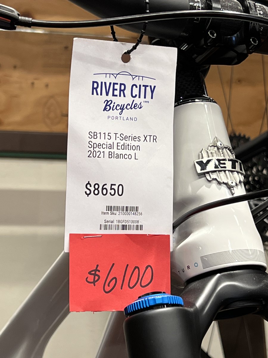 TKC プロダクションズ on Twitter "River City Bicyclesに行きましたけど、サンタもYETIもMY22は値引き